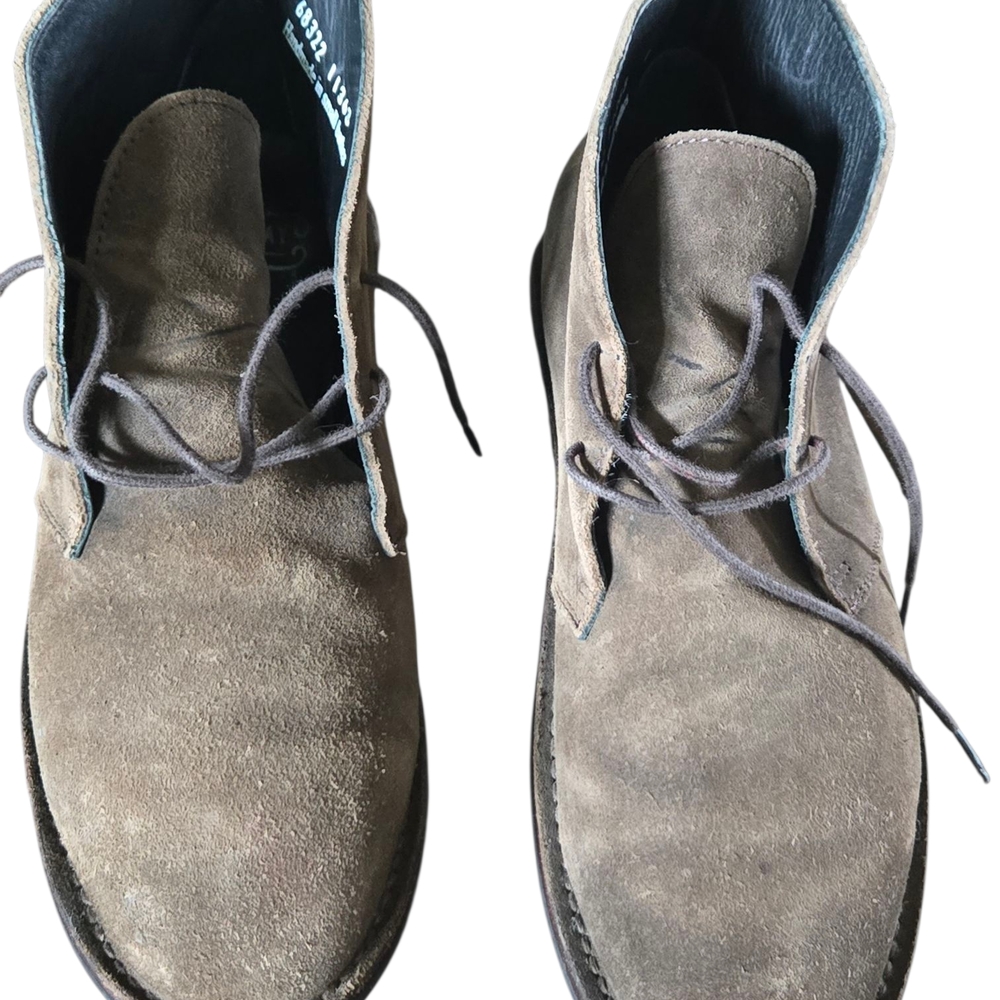 Thursday Everyday Scout Chukka Tan Suede Boots - USA - Mens Size 7.5